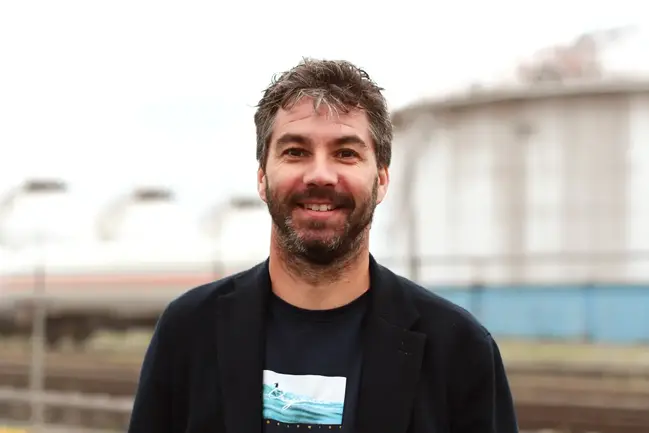 Profile picture of leadership expert in the chemical industry